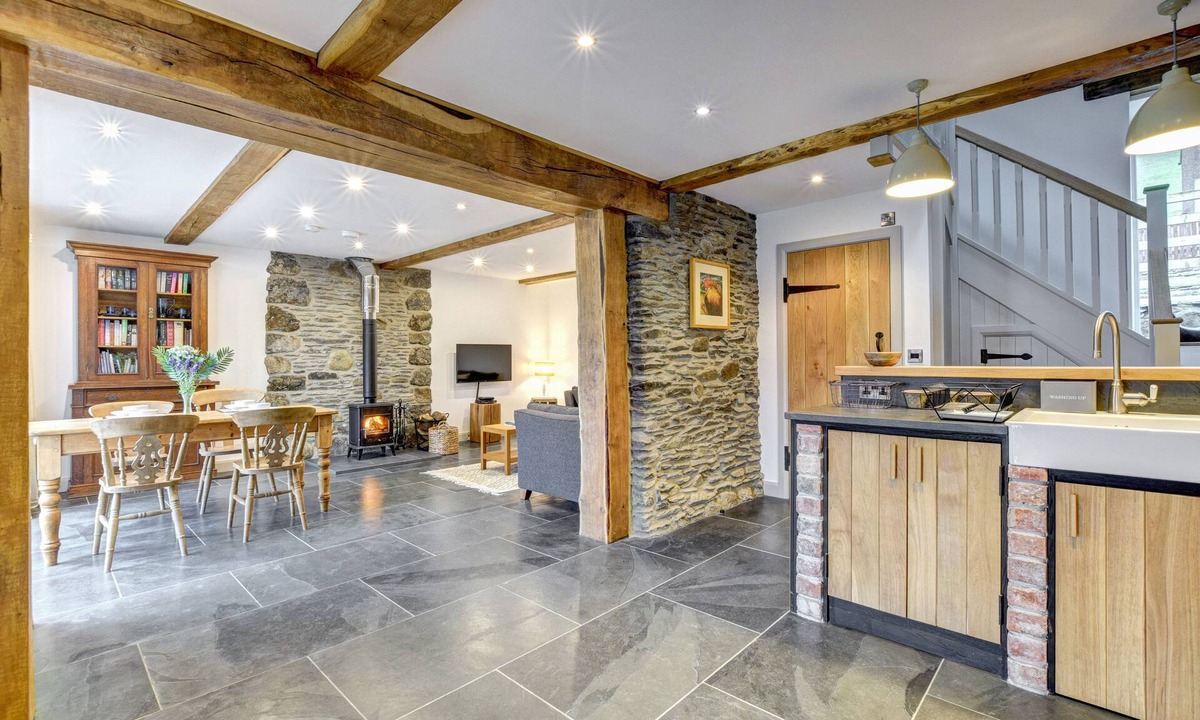 Beudy Tanllan | Machynlleth
