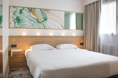 Brit Hotel Angers Parc | Saint-Sylvain-d'Anjou
