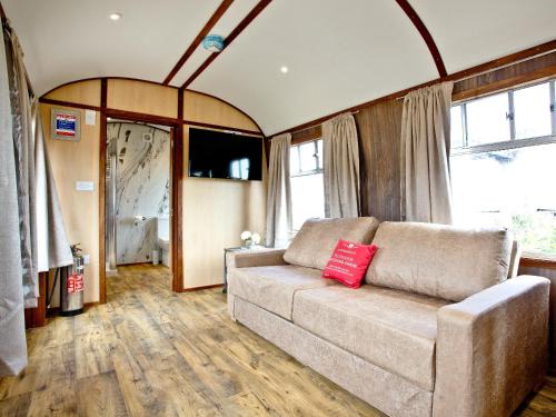 Brunel Boutique Railway Carriage | Dawlish Warren