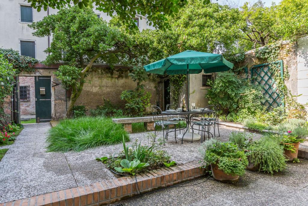 Carmini Garden | Dorsoduro