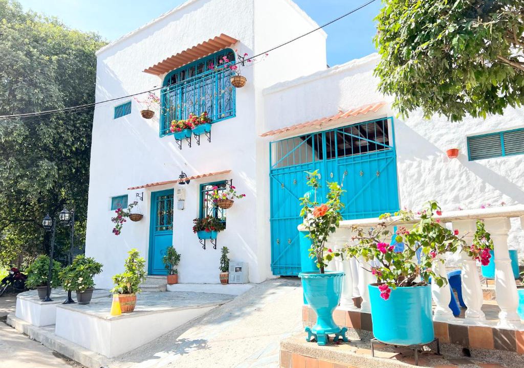 Cabaña Santorini Colombiano | Puerto Triunfo