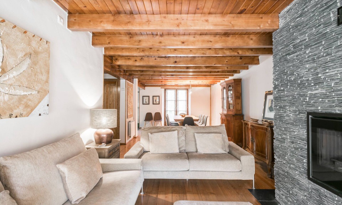 Casa Salient | Casarilh