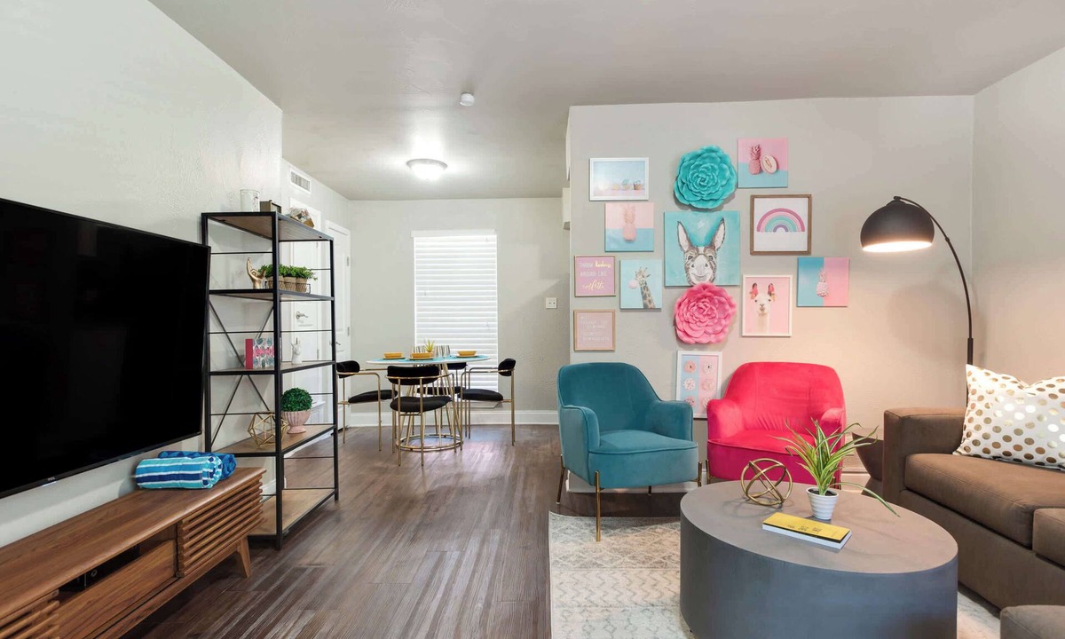The Flamingo L | Oakmont Heights