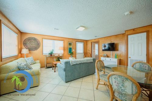 Cg Beach Bungalow | Cherry Grove Beach