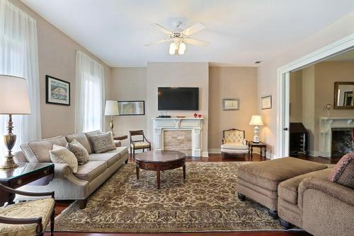 Change Of Place Estate | Savannah Victorian District