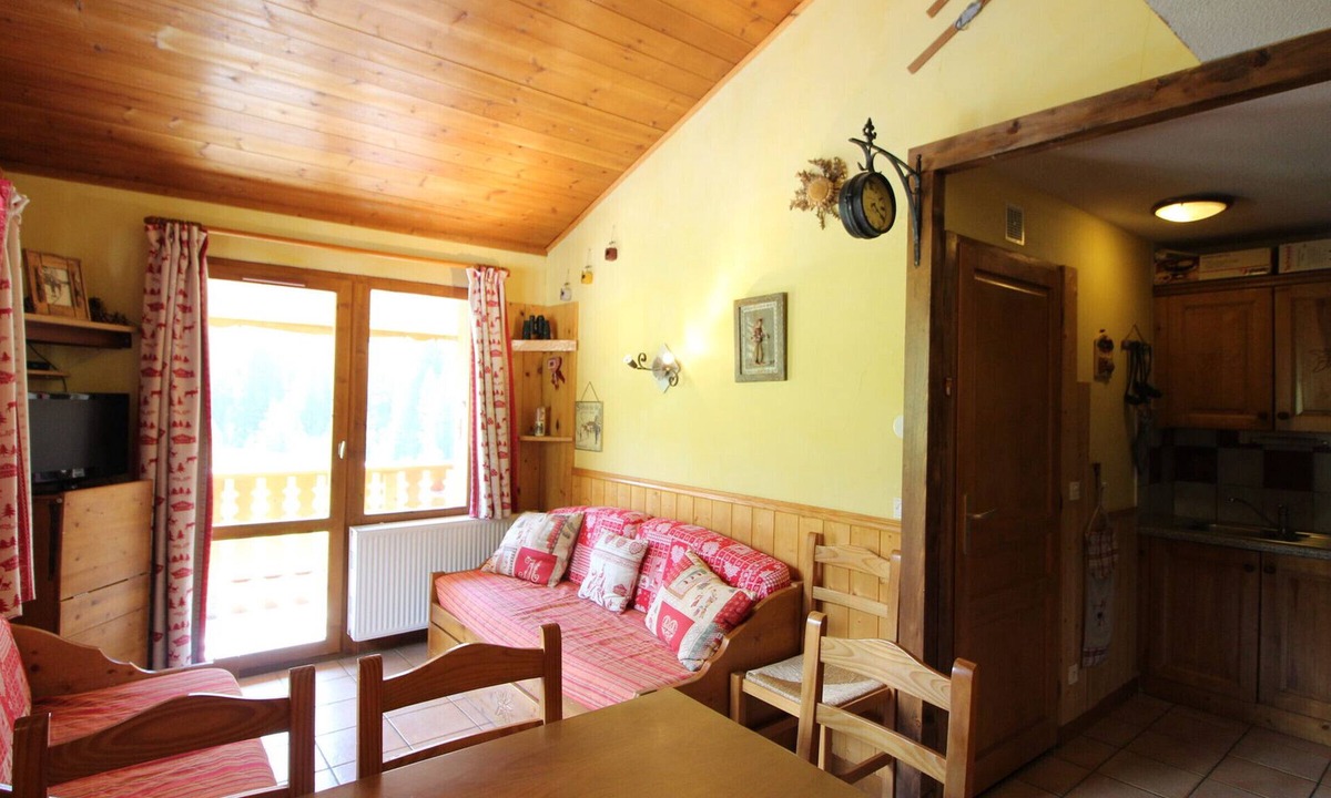 Lanslevillard Persons | Lanslevillard
