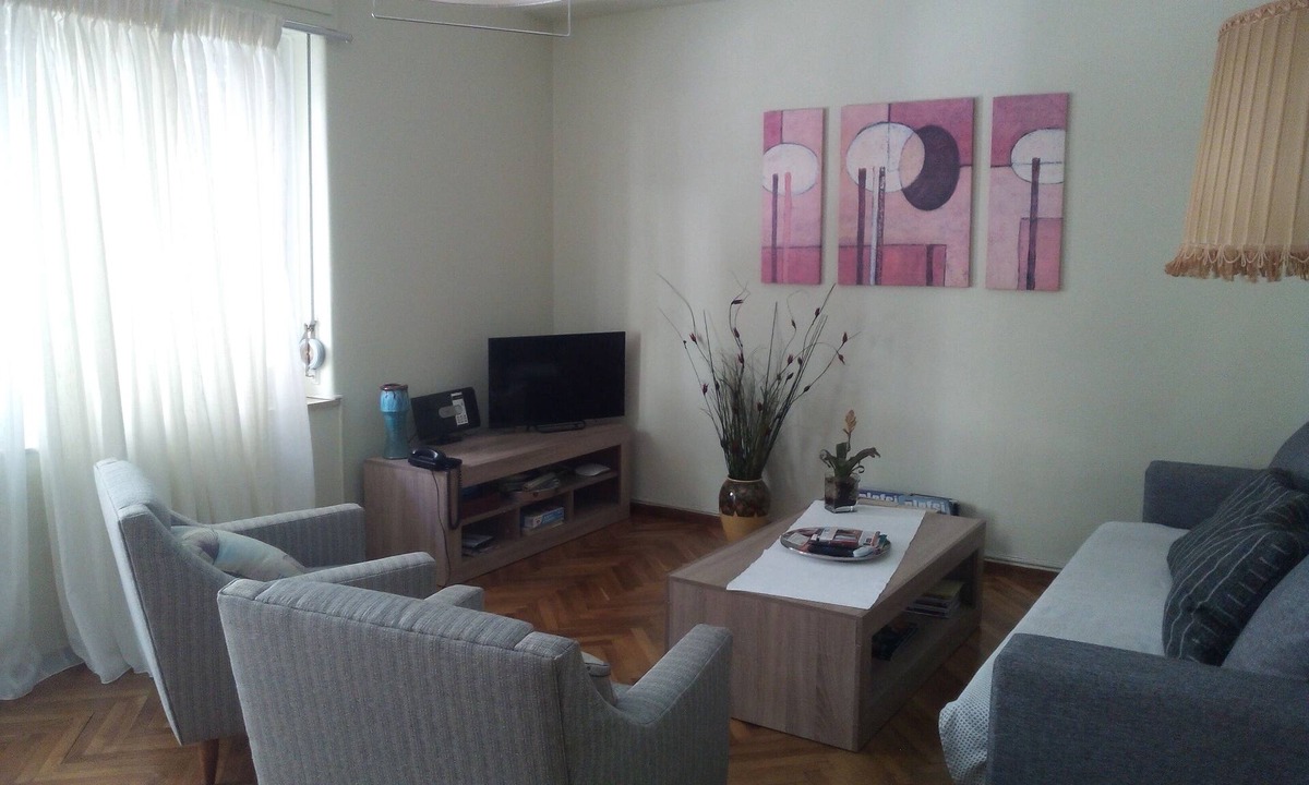 The Athens | Neapoli