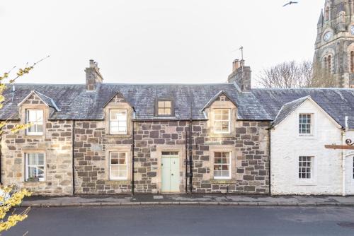 Cardoon Cottage Village Comrie | Comrie