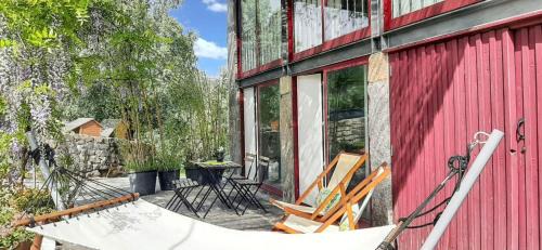 Bedrooms Enclosed Garden At Covelas Povoa De Lanhoso | Povoa de Lanhoso