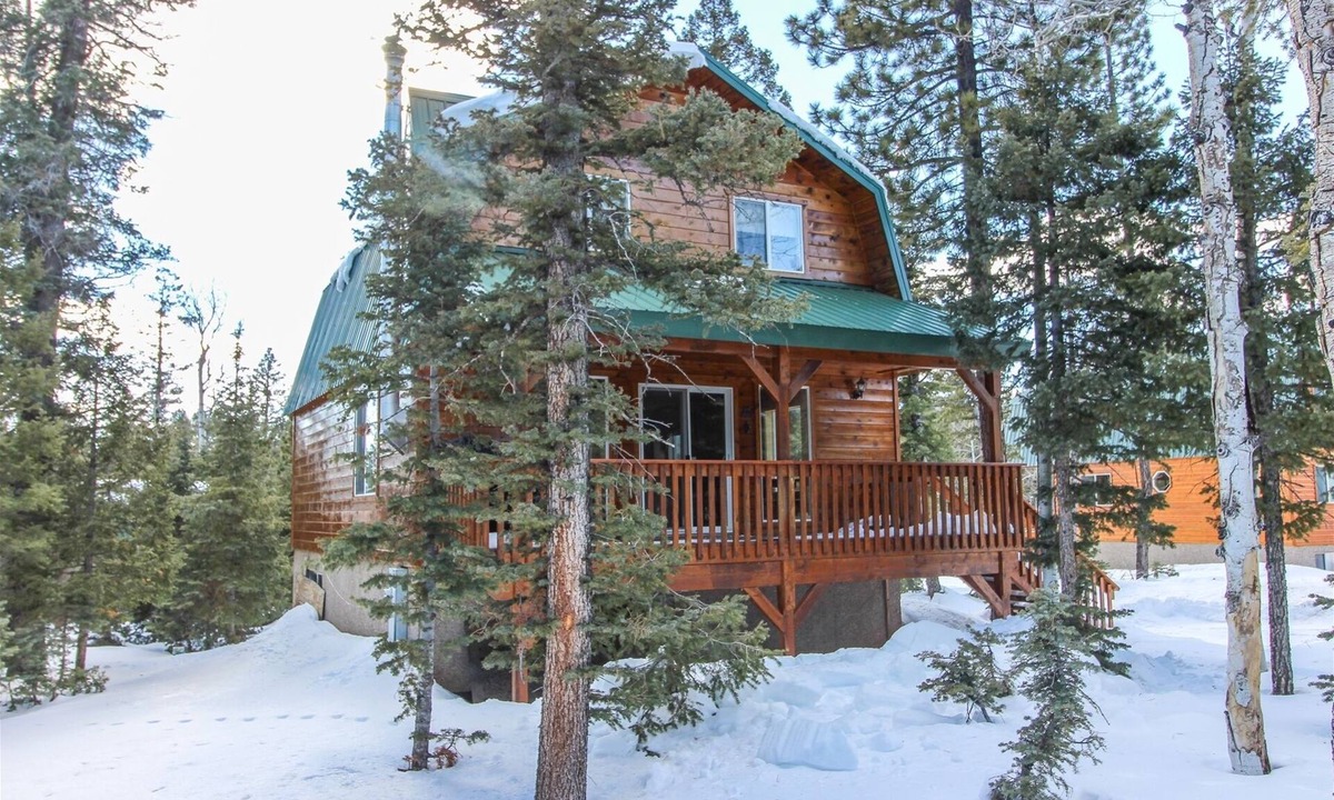 Christensen Retreat | Meadow View Heights