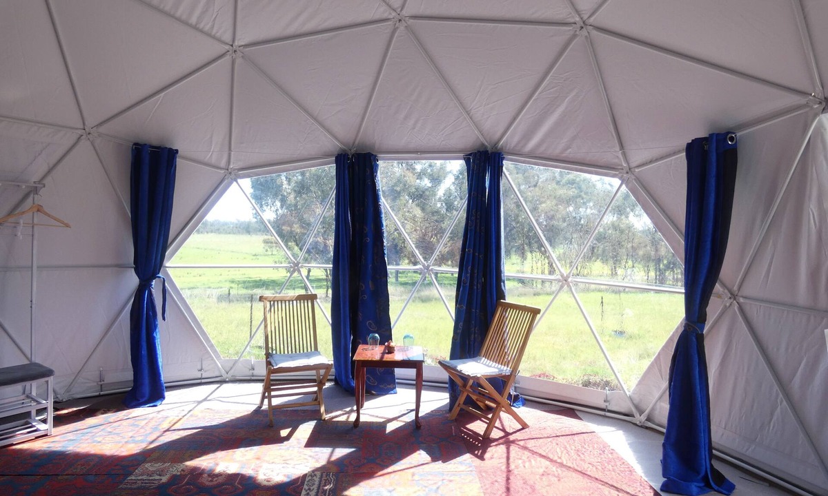 Self Dome Accommodation Deck Bbq Lawn | Balmattum