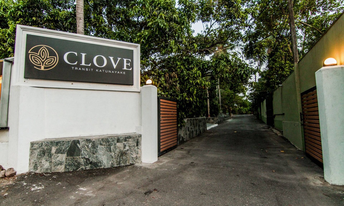 Clove Transit Hotels | Kotugoda
