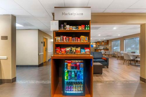 Comfort Suites Wilmington Downtown | Wilmington