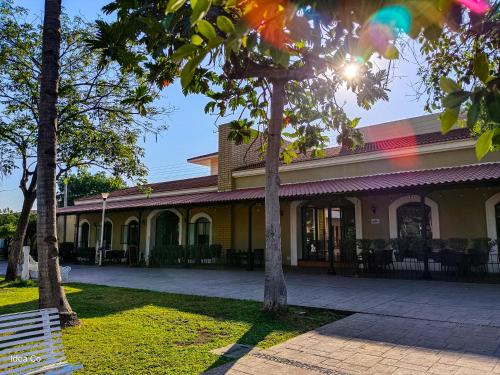Concierge Plaza La Villa | Villa de Alvarez