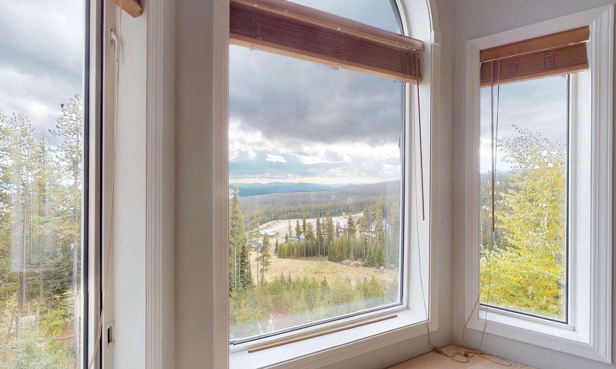 Chateau The Ridge | Big White Ski Resort