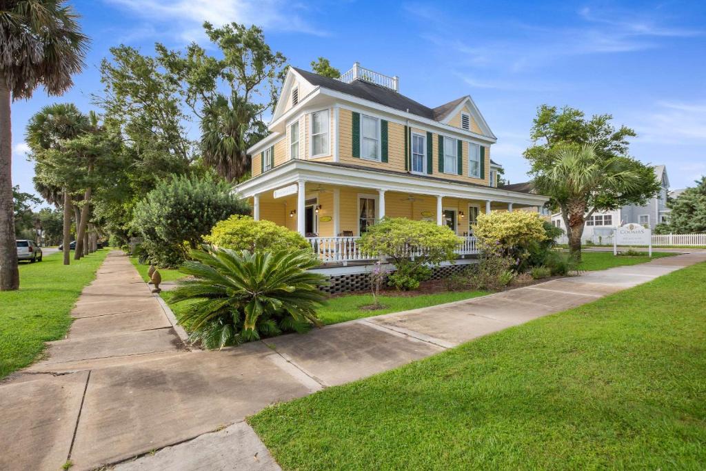 Coombs Inn Hotel | Historic Downtown Apalachicola