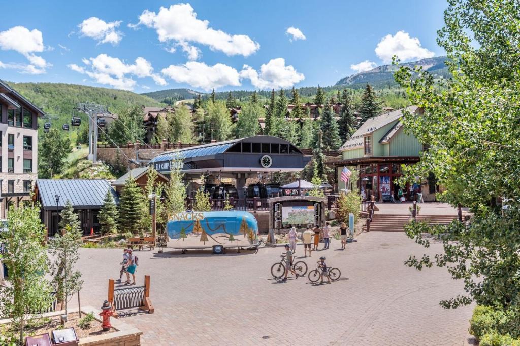 Carriage Way | Snowmass Village