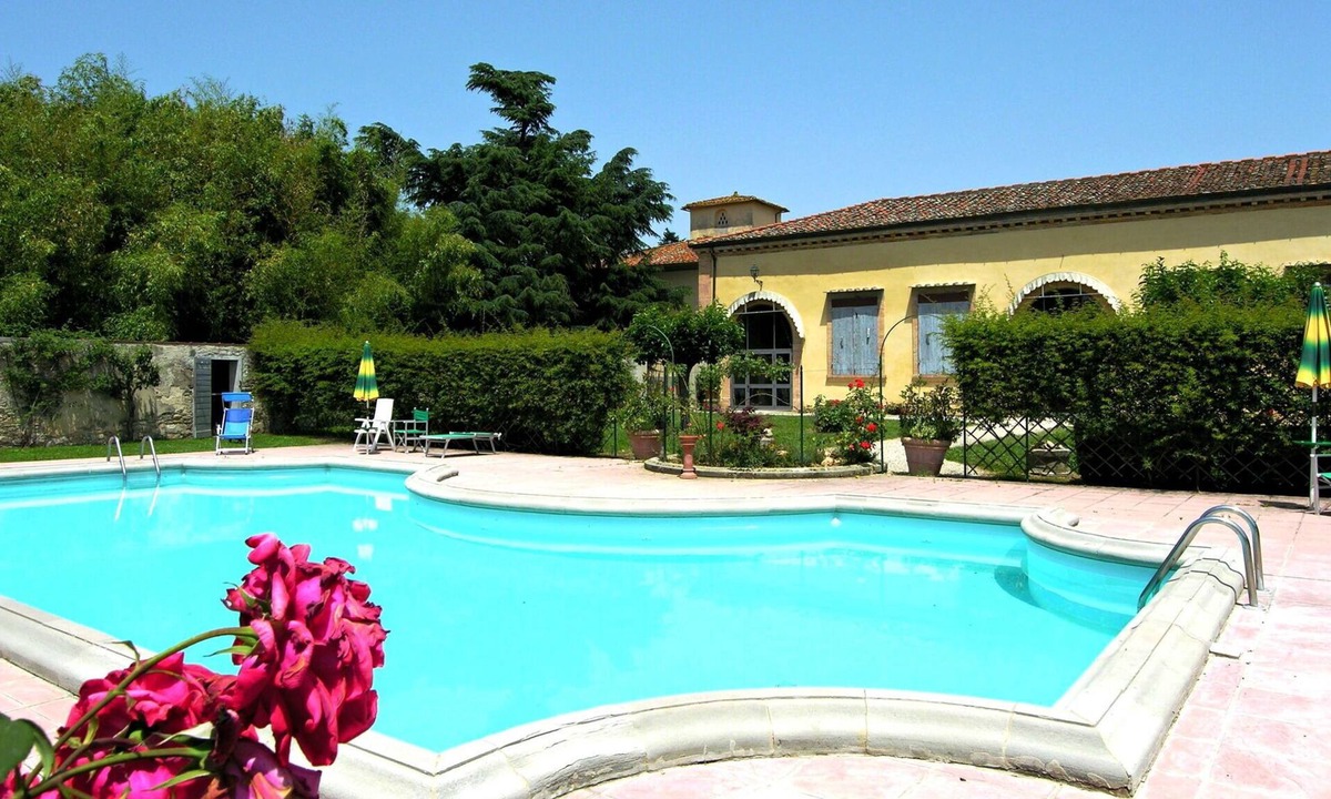 Villa People | Scarperia e San Piero
