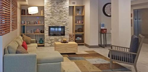 Country Inn | Canton