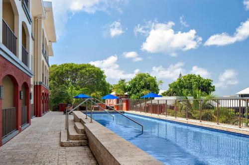 Courtyard | Hastings