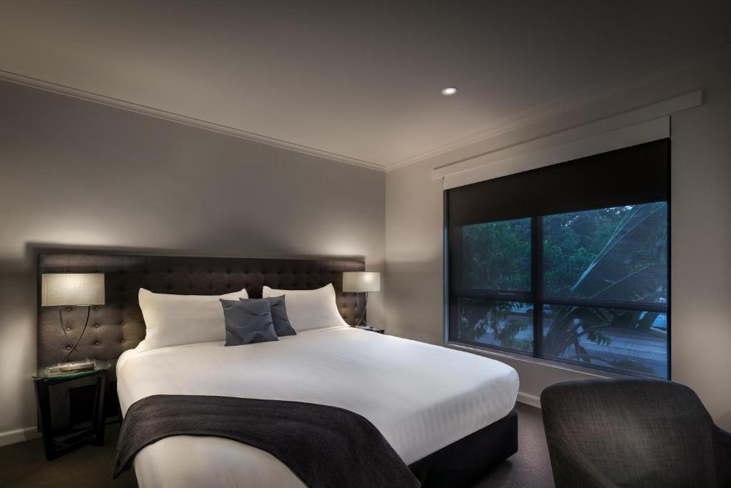 Crest Park | St Kilda West
