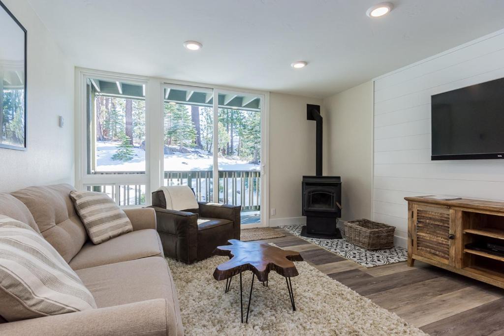 Crestview | Mammoth Lakes