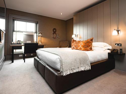 Royal Edinburgh | South Queensferry