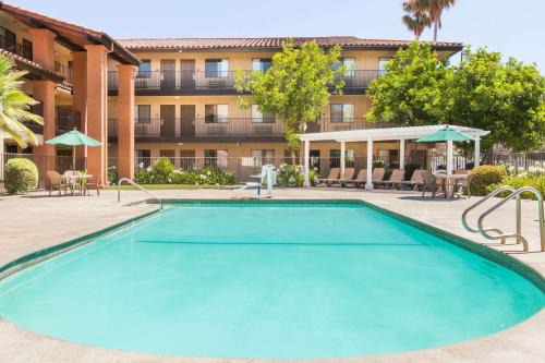 Days Inn | Milpitas
