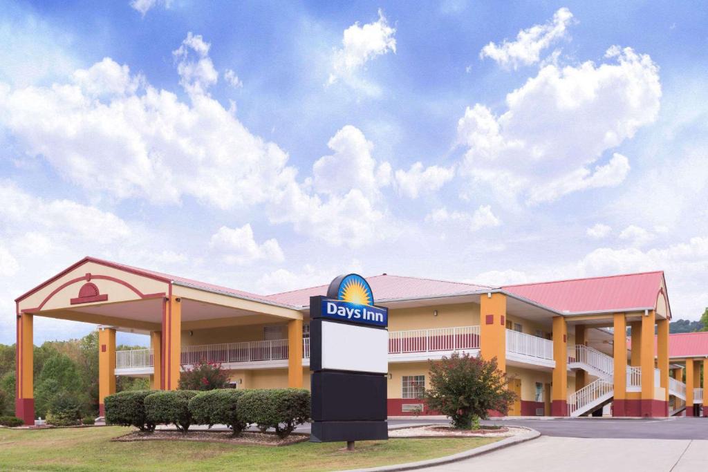 Days Inn | Trenton