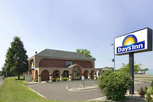 Days Inn | Willmar