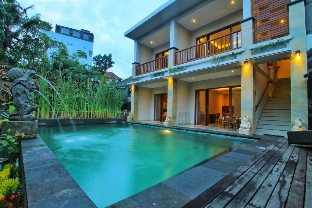 Dewi | Ubud City-Centre