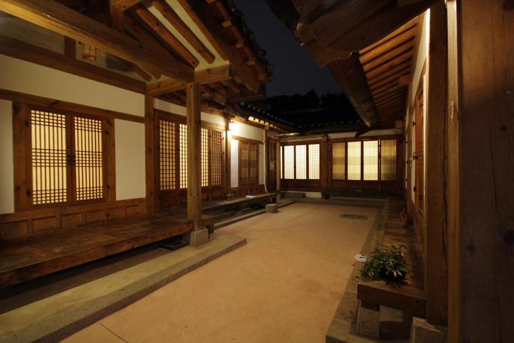 Guesthouse | Gahoe-dong