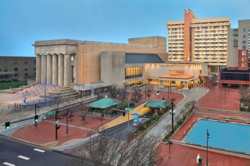 Doubletree | Downtown Little Rock