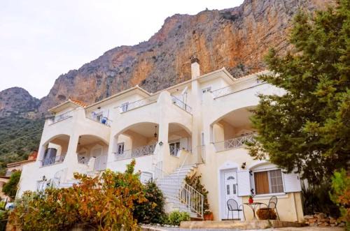 Rock Leonidio Maisonette | Livadi