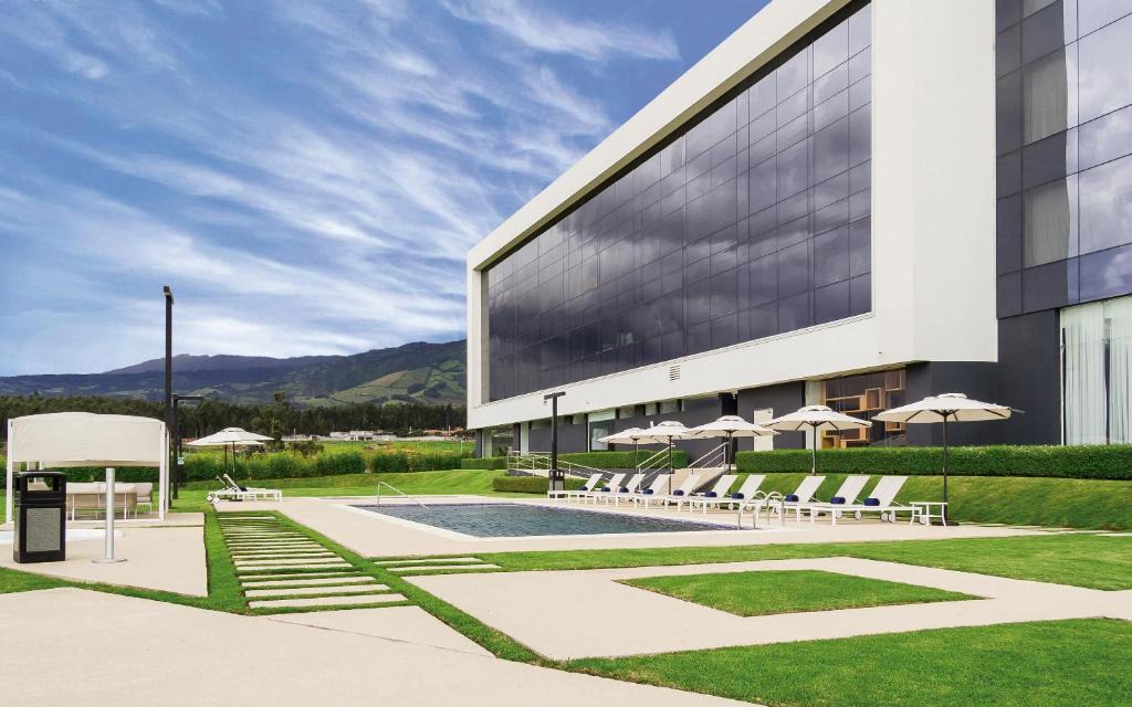 Eb Hotel | Tababela