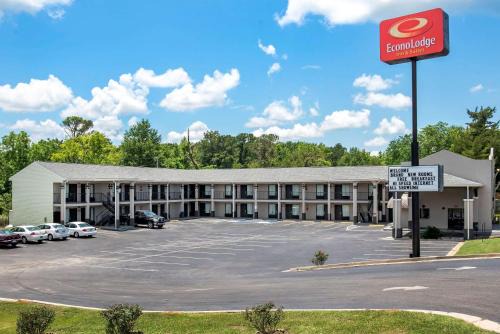 Econo Lodge Inn | Evergreen