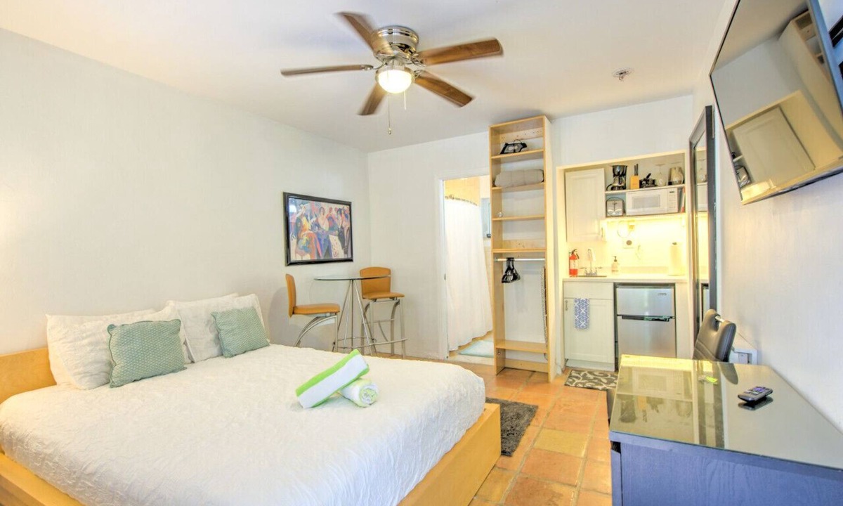 Wyndham Sea Gardens Pompano Beach | Hendricks and Venice Isles