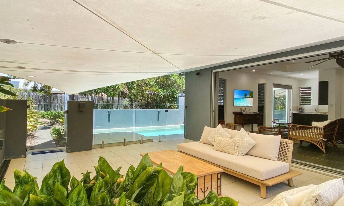 Essence Retreat | Horseshoe Bay