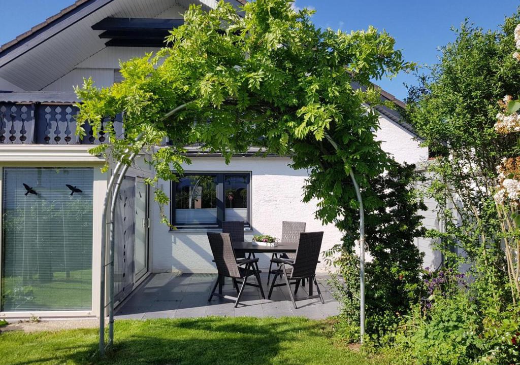 Ferienwohnungen Lilie Und Dahlie | Muensingen