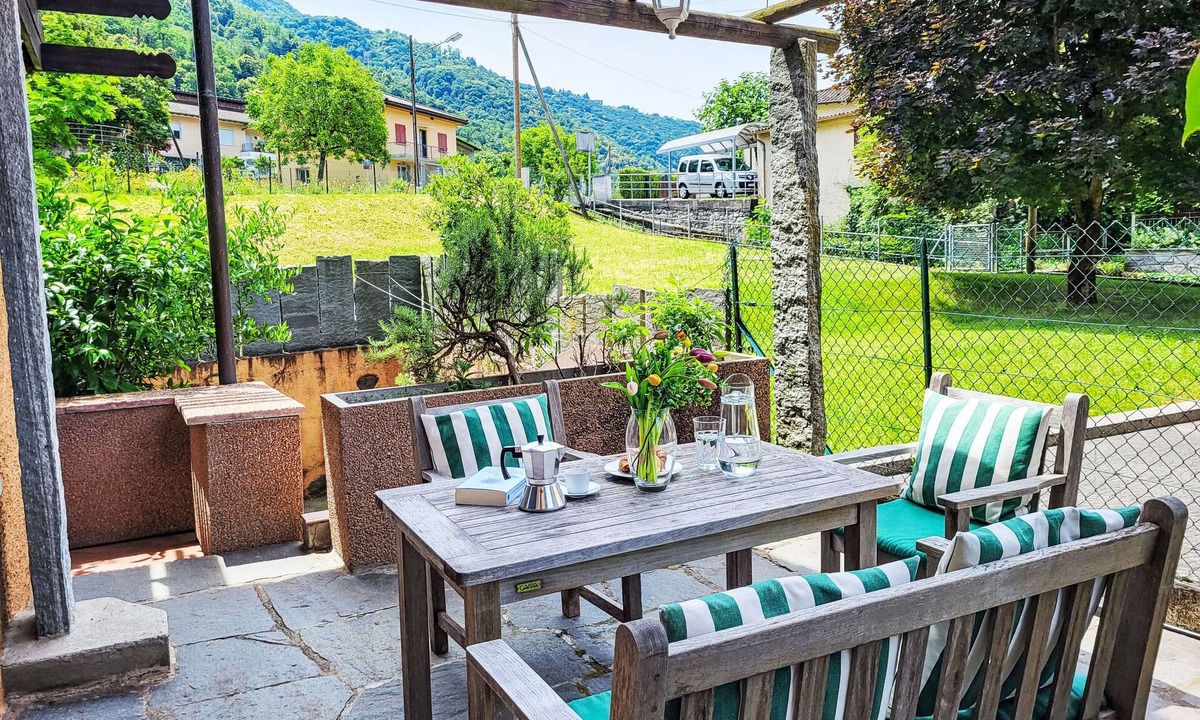 Casa Fiorita | Brusino Arsizio