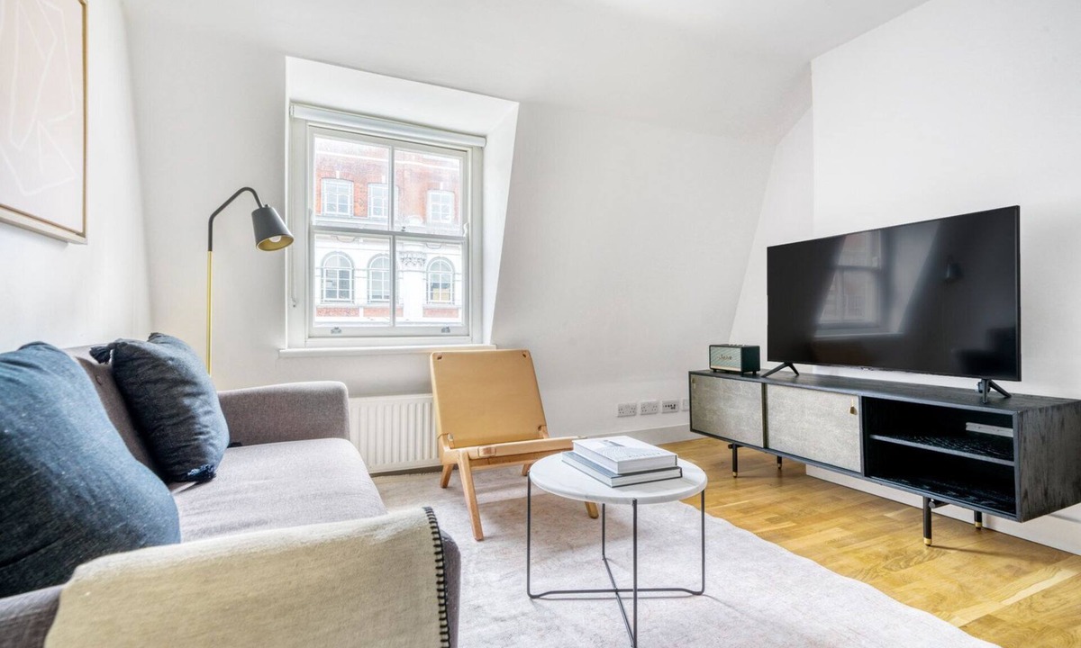 Tottenham | Fitzrovia