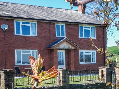 Garth Ucha | Oswestry