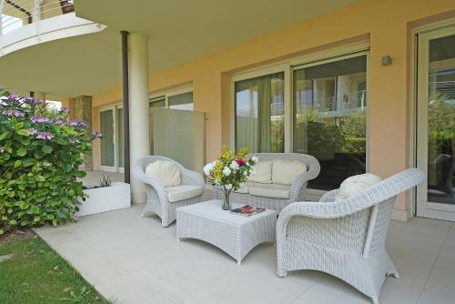 Holidays | Colombare