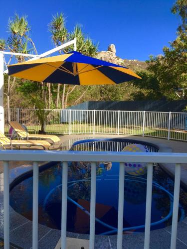 Golden Sands Beach Bay Bowen | Bowen