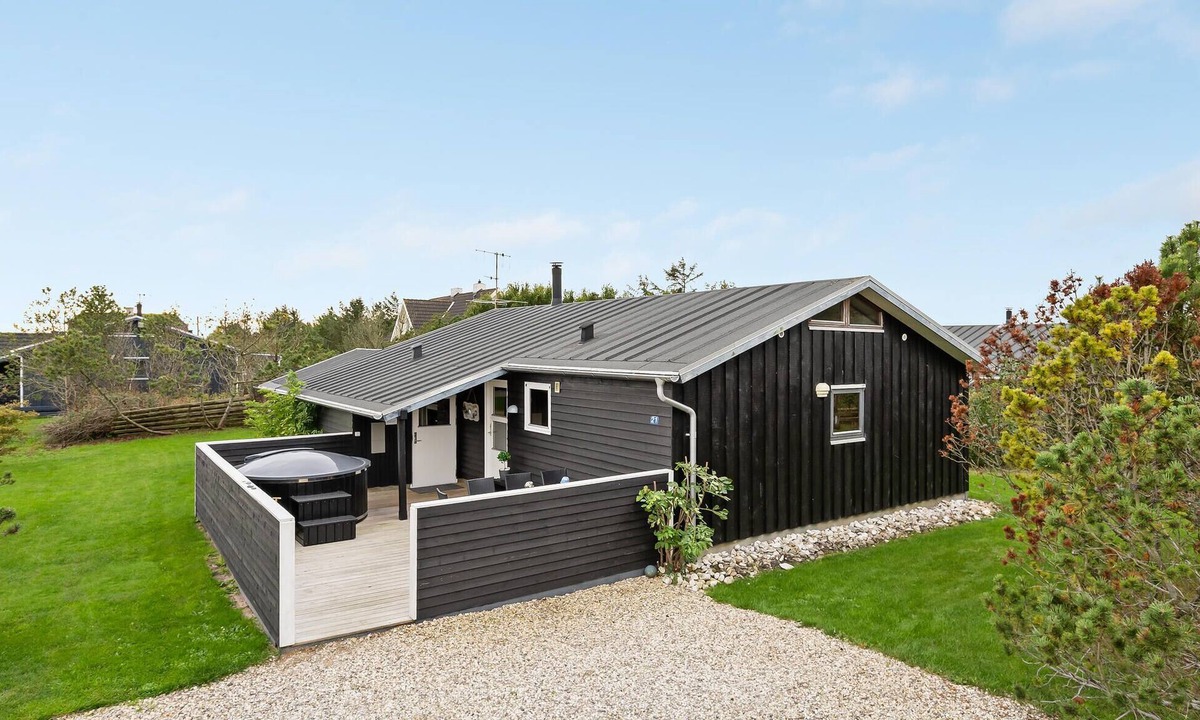 Accommodation | Stenbjerg