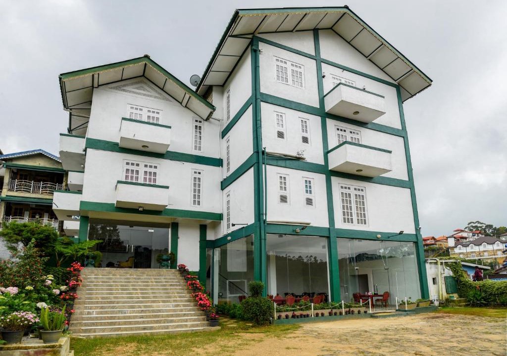 Grand Hotel | Nuwara Eliya