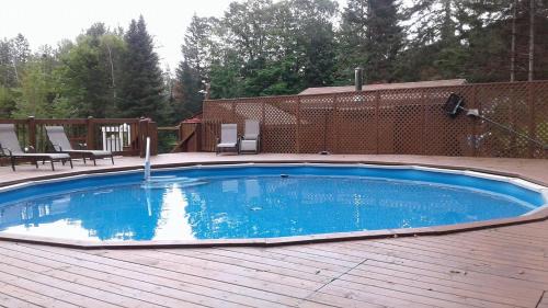 Hotel Petit Lac | Sainte-Adele