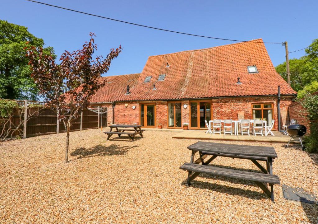 Hadleigh Farm Barn Lynn | King's Lynn