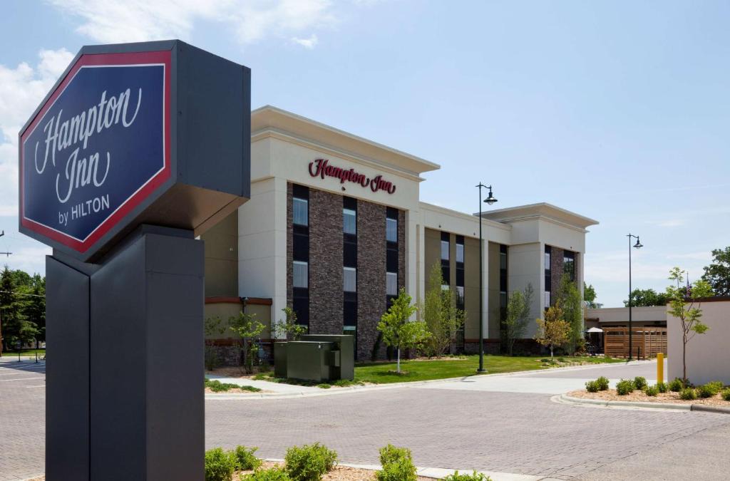 Hampton Inn Spicer Green Mn | Spicer