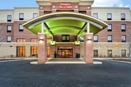 Hampton Inn Suites Mi | Canton